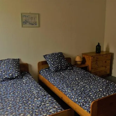 Charmante Maison De Proche Commerces Avec Piscine Et Wifi Gratuit *