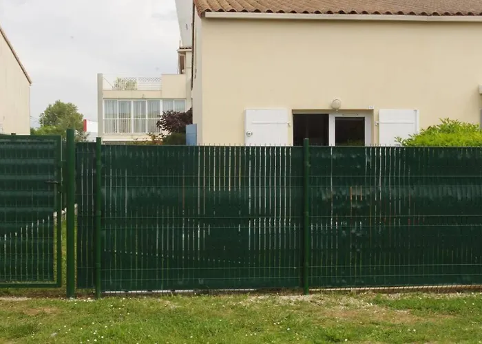 Charmante Maison De Proche Commerces Avec Piscine Et Wifi Gratuit *